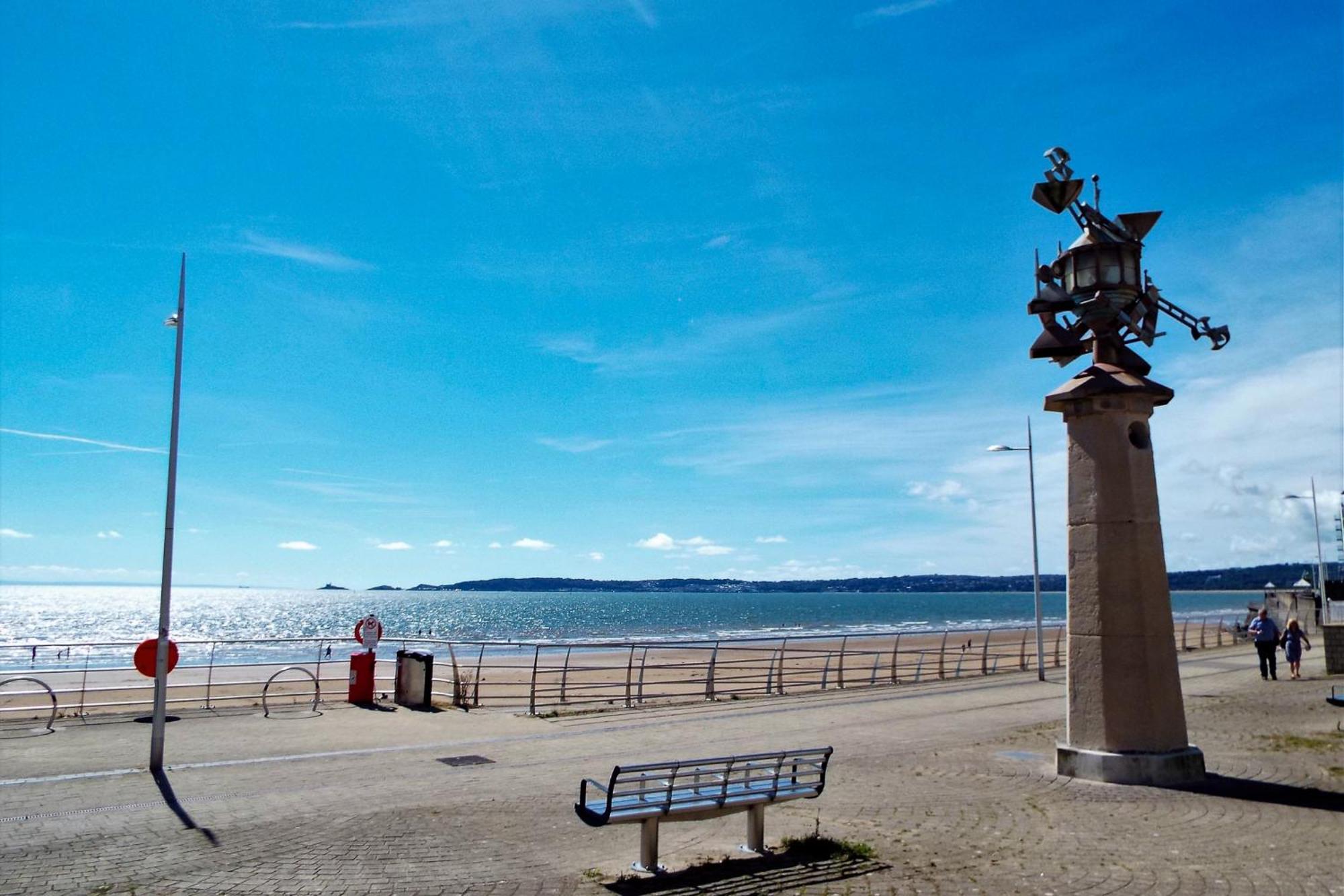 Coastline Apt Nearby The Beach Суонси Экстерьер фото